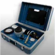 Model 615 Pressure Chamber Instrument